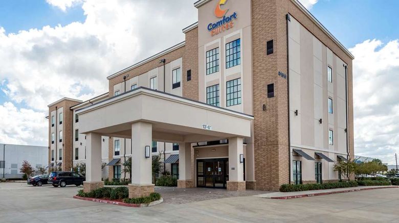 <b>Comfort Suites Northwest Houston Exterior</b>. Images powered by <a href="https://iceportal.shijigroup.com/" title="IcePortal" target="_blank">IcePortal</a>.