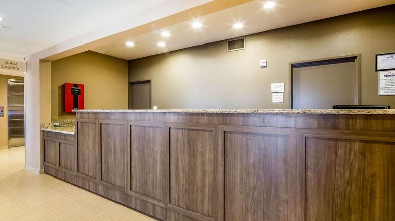 <b>Suburban Studios Midland I-20 Lobby</b>. Images powered by <a href="https://iceportal.shijigroup.com/" title="IcePortal" target="_blank">IcePortal</a>.