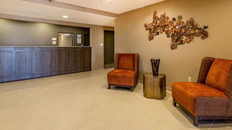 <b>Suburban Studios Midland I-20 Lobby</b>. Images powered by <a href="https://iceportal.shijigroup.com/" title="IcePortal" target="_blank">IcePortal</a>.