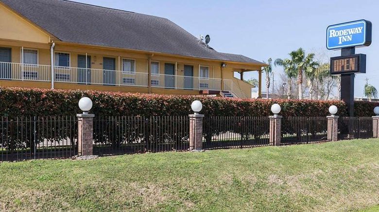 <b>Rodeway Inn, South Houston Exterior</b>. Images powered by <a href="https://iceportal.shijigroup.com/" title="IcePortal" target="_blank">IcePortal</a>.