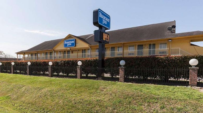 <b>Rodeway Inn, South Houston Exterior</b>. Images powered by <a href="https://iceportal.shijigroup.com/" title="IcePortal" target="_blank">IcePortal</a>.
