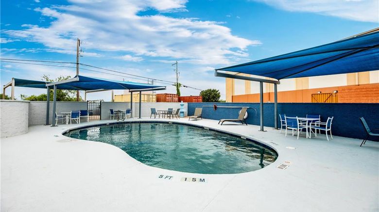 <b>Quality Inn and Suites Rio Grande City Pool</b>. Images powered by <a href="https://iceportal.shijigroup.com/" title="IcePortal" target="_blank">IcePortal</a>.
