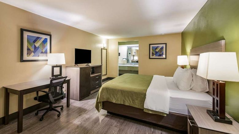 <b>Quality Inn and Suites Garland Room</b>. Images powered by <a href="https://iceportal.shijigroup.com/" title="IcePortal" target="_blank">IcePortal</a>.