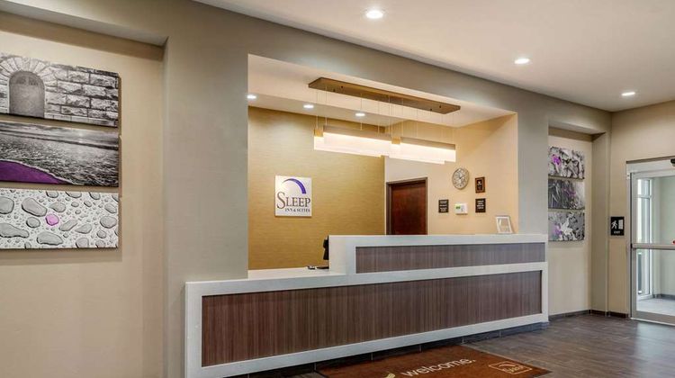 Sleep Inn & Suites Lobby