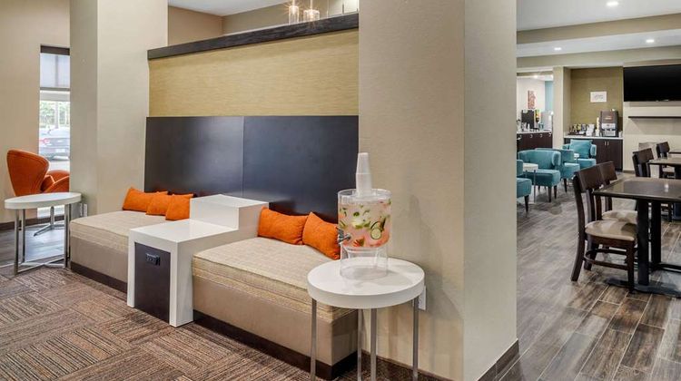 Sleep Inn & Suites Lobby