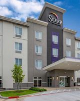 Sleep Inn & Suites