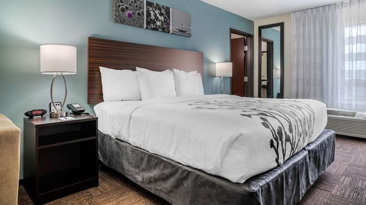 Sleep Inn & Suites Suite