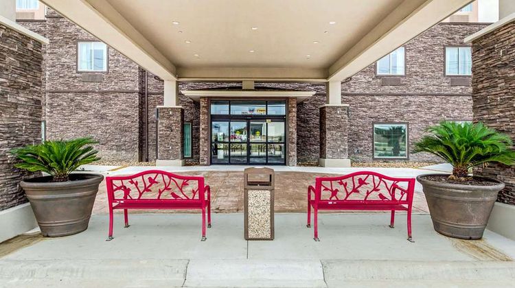 Sleep Inn and Suites Bryan - College Station Exterior
