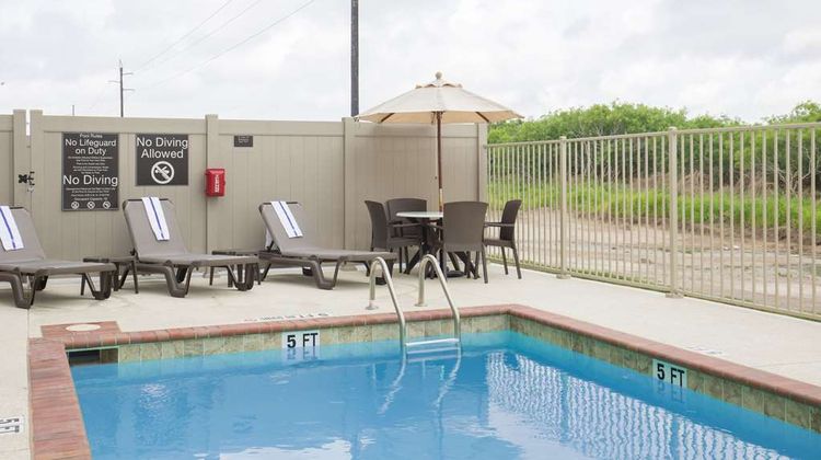 Sleep Inn & Suites Ingleside Pool