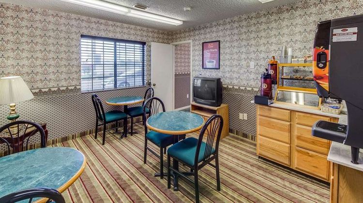 Econo Lodge Falfurrias Restaurant