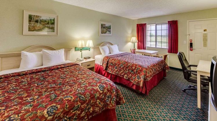 Econo Lodge Falfurrias Room
