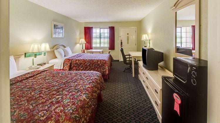 Econo Lodge Falfurrias Room