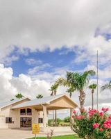 Econo Lodge Falfurrias