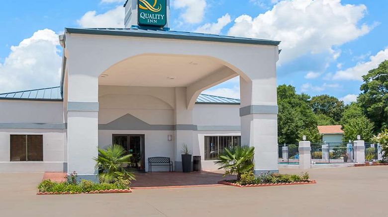 Quality Inn Carthage Exterior. Images powered by <a href="https://iceportal.shijigroup.com" target="_blank" rel="noopener">Ice Portal</a>.