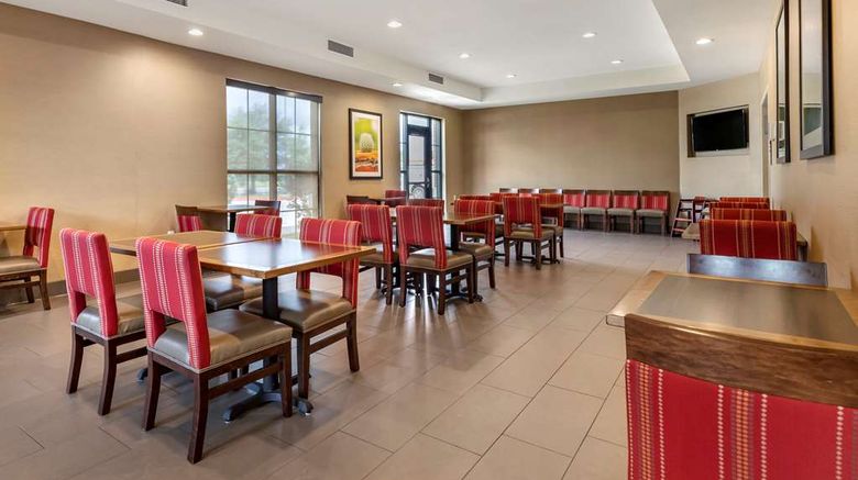 <b>Comfort Suites Kyle Restaurant</b>. Images powered by <a href="https://iceportal.shijigroup.com/" title="IcePortal" target="_blank">IcePortal</a>.