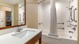 <b>Comfort Suites Kyle Suite</b>. Images powered by <a href="https://iceportal.shijigroup.com/" title="IcePortal" target="_blank">IcePortal</a>.