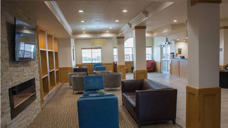 <b>Comfort Suites El Paso Airport Lobby</b>. Images powered by <a href="https://iceportal.shijigroup.com/" title="IcePortal" target="_blank">IcePortal</a>.