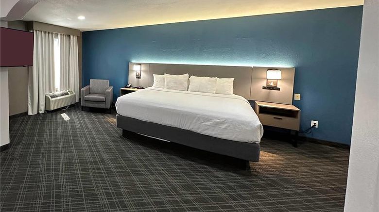 <b>Comfort Inn North Dallas Suite</b>. Images powered by <a href="https://iceportal.shijigroup.com/" title="IcePortal" target="_blank">IcePortal</a>.