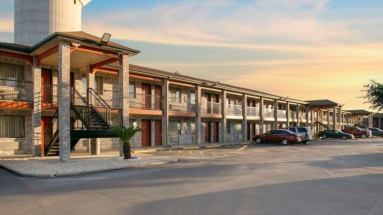 <b>Econo Lodge San Antonio/Near Seaworld Exterior</b>. Images powered by <a href="https://iceportal.shijigroup.com/" title="IcePortal" target="_blank">IcePortal</a>.