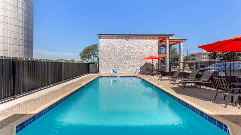 <b>Econo Lodge San Antonio/Near Seaworld Pool</b>. Images powered by <a href="https://iceportal.shijigroup.com/" title="IcePortal" target="_blank">IcePortal</a>.