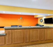 Quality Inn & Suites, Texas City Lobby