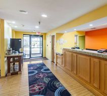 Quality Inn & Suites, Texas City Lobby