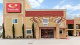 Econo Lodge Inn & Suites Exterior