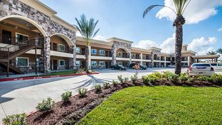 Econo Lodge Inn & Suites