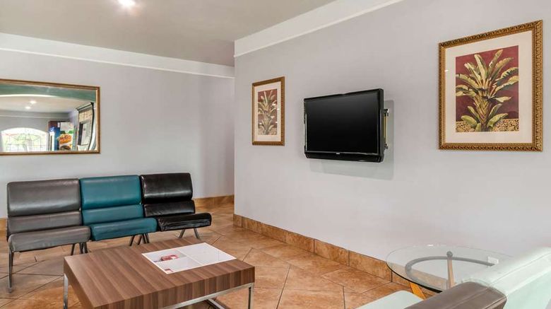 <b>Quality Inn & Suites Mercedes Lobby</b>. Images powered by <a href="https://iceportal.shijigroup.com/" title="IcePortal" target="_blank">IcePortal</a>.