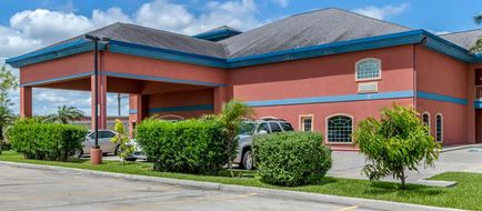 Quality Inn & Suites Mercedes Exterior