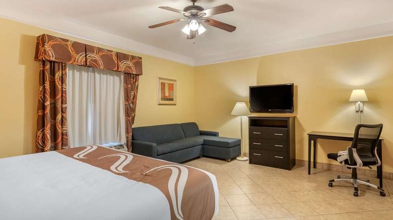 <b>Quality Inn & Suites Mercedes Suite</b>. Images powered by <a href="https://iceportal.shijigroup.com/" title="IcePortal" target="_blank">IcePortal</a>.