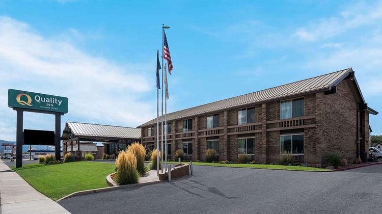 Quality Inn Exterior