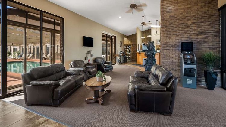 Quality Inn Lobby