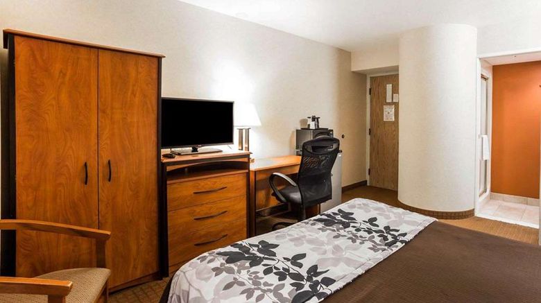 <b>Sleep Inn Room</b>. Images powered by <a href="https://iceportal.shijigroup.com/" title="IcePortal" target="_blank">IcePortal</a>.
