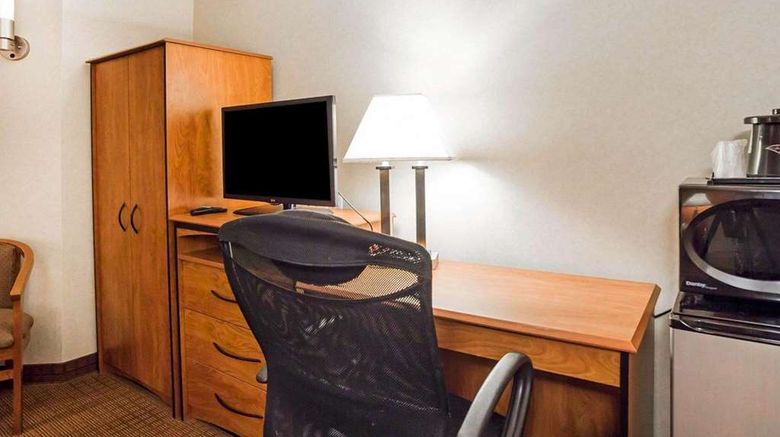 <b>Sleep Inn Room</b>. Images powered by <a href="https://iceportal.shijigroup.com/" title="IcePortal" target="_blank">IcePortal</a>.