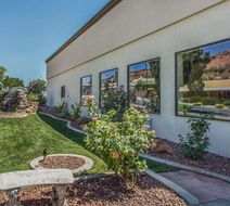 Econo Lodge Exterior