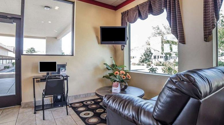 <b>Econo Lodge Other</b>. Images powered by <a href="https://iceportal.shijigroup.com/" title="IcePortal" target="_blank">IcePortal</a>.