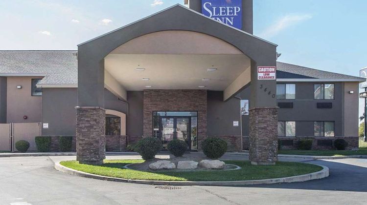 Sleep Inn Exterior