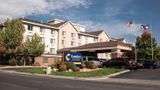 Comfort Suites Airport Exterior