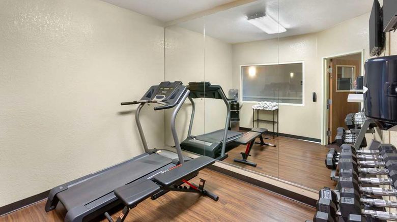 <b>Comfort Inn Health</b>. Images powered by <a href="https://iceportal.shijigroup.com/" title="IcePortal" target="_blank">IcePortal</a>.