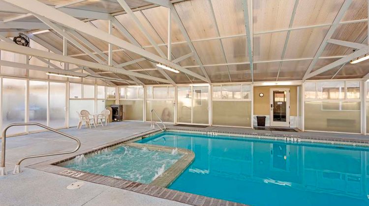 Comfort Inn Pool