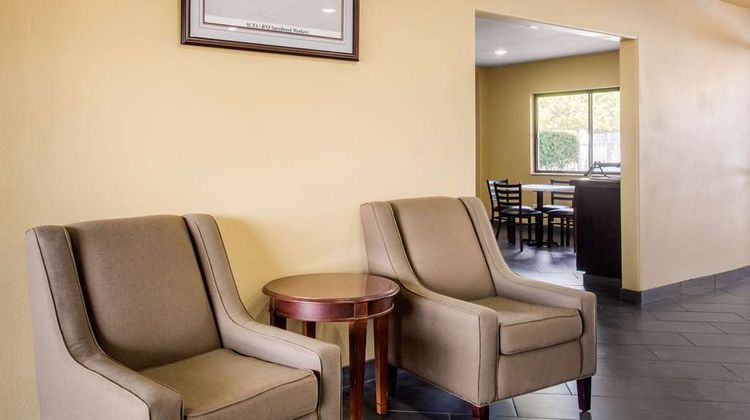 Quality Inn Stateline Lobby