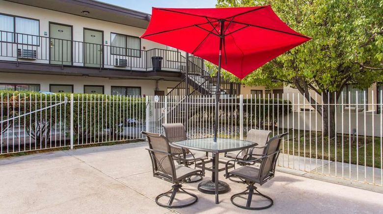 <b>Quality Inn Stateline Pool</b>. Images powered by <a href="https://iceportal.shijigroup.com/" title="IcePortal" target="_blank">IcePortal</a>.