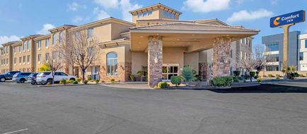 Comfort Inn Exterior