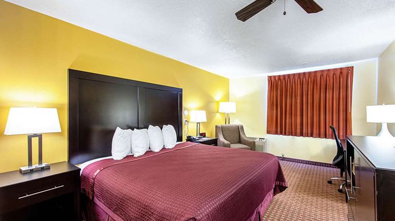 <b>Rodeway Inn and Suites Monticello Room</b>. Images powered by <a href="https://iceportal.shijigroup.com/" title="IcePortal" target="_blank">IcePortal</a>.