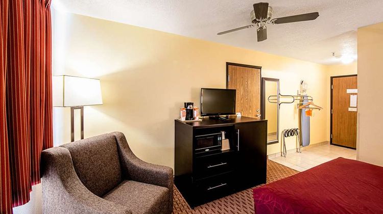 Rodeway Inn and Suites Monticello Room