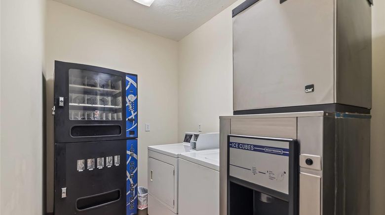 <b>Quality Inn & Suites Salina Other</b>. Images powered by <a href="https://iceportal.shijigroup.com/" title="IcePortal" target="_blank">IcePortal</a>.