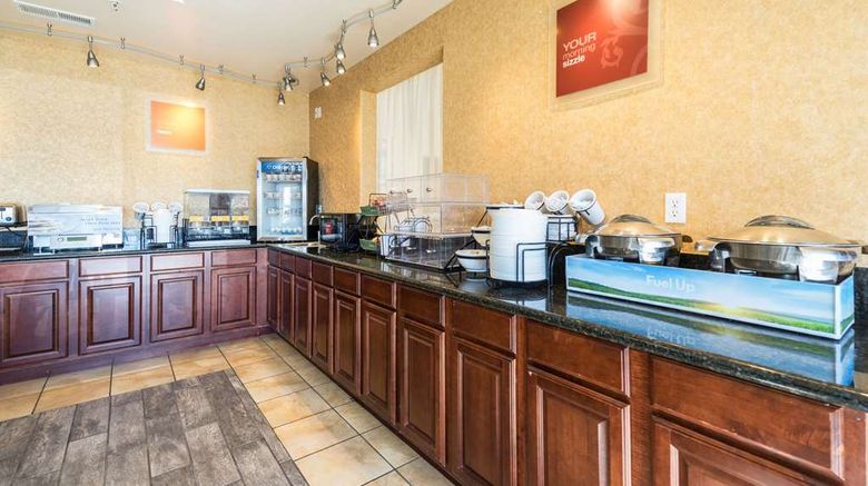 <b>Comfort Inn and Suites Cedar City South Restaurant</b>. Images powered by <a href="https://iceportal.shijigroup.com/" title="IcePortal" target="_blank">IcePortal</a>.