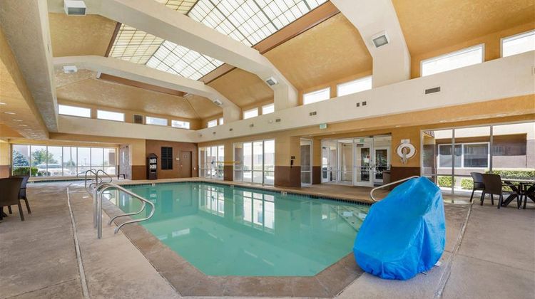 Comfort Inn & Suites Pool