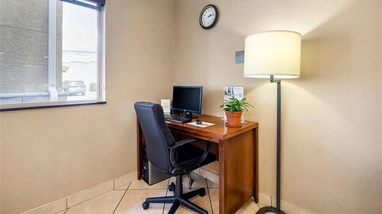 <b>Comfort Inn & Suites Other</b>. Images powered by <a href="https://iceportal.shijigroup.com/" title="IcePortal" target="_blank">IcePortal</a>.